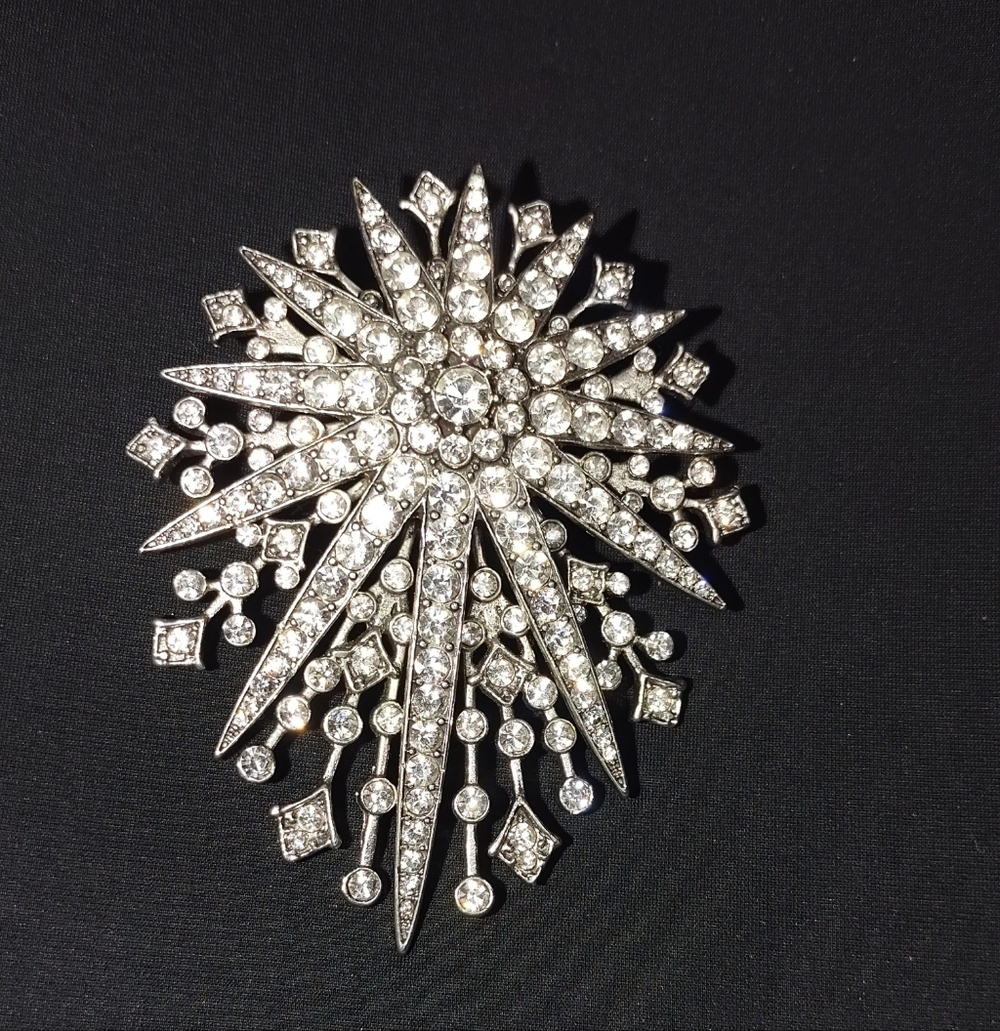Vintage Starburst Pin